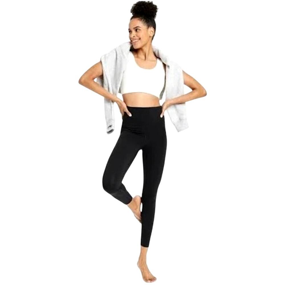 Black All In Motion High Rise Leggings Size Medium 7/8 Yoga Workout Activewear
